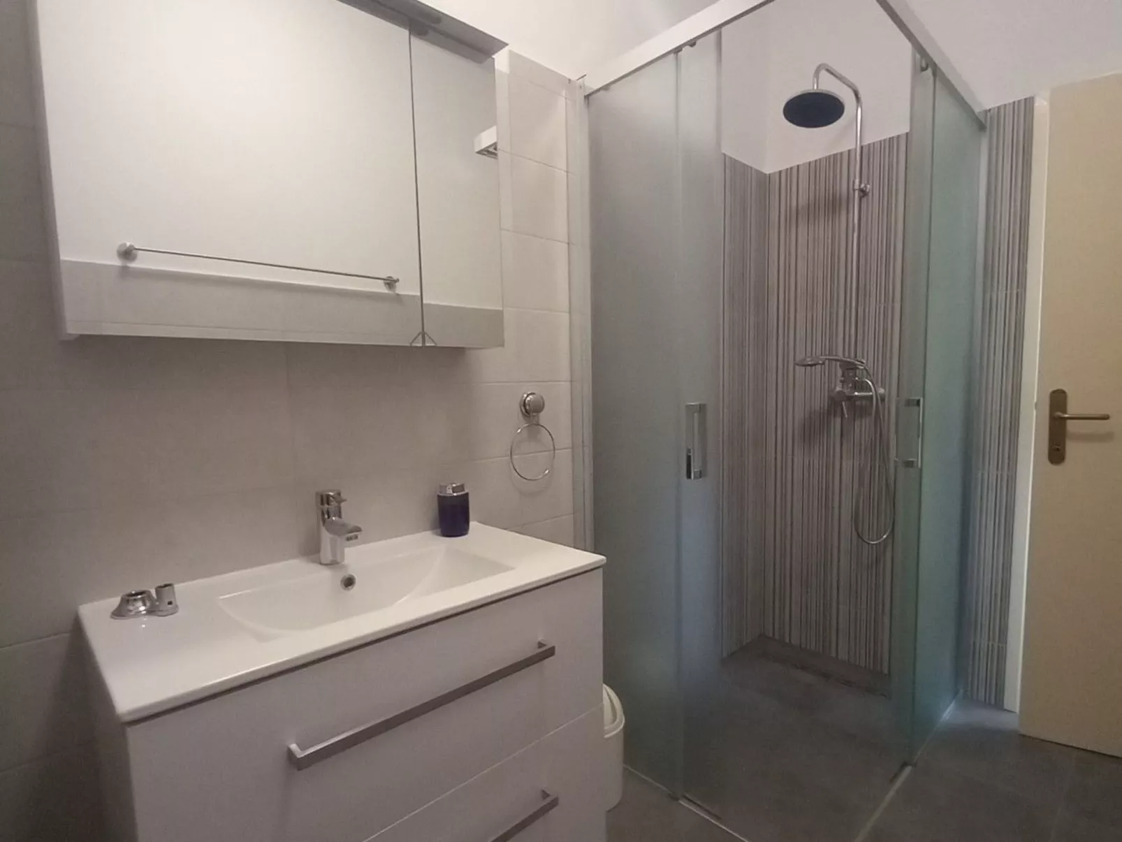 Wohnung Vanja -in der Nähe von Nin-Drinnen