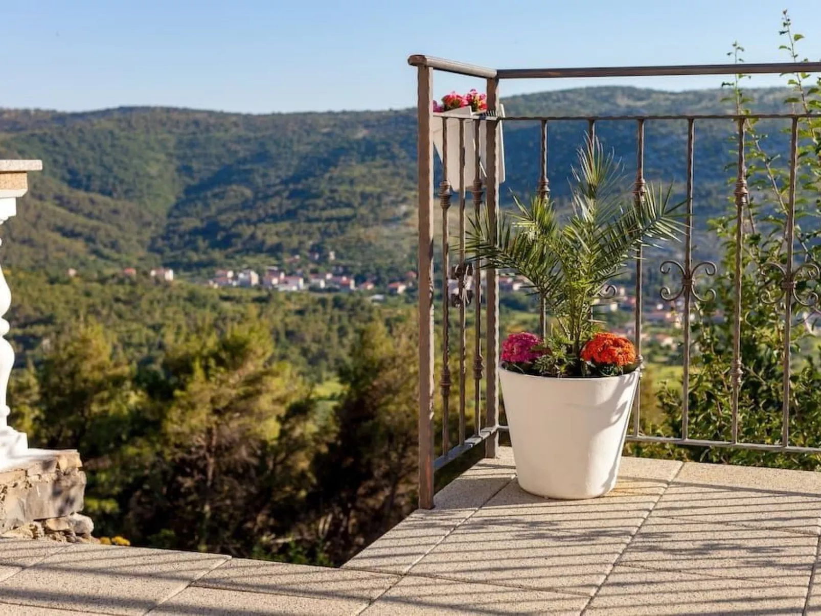 Privatwohnung mit Jacuzzi und Schwimmbad-Image-tags.info