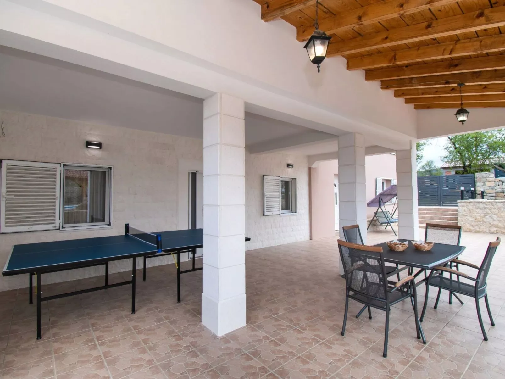 Villa Natura Piedra bei Sibenik-Draußen