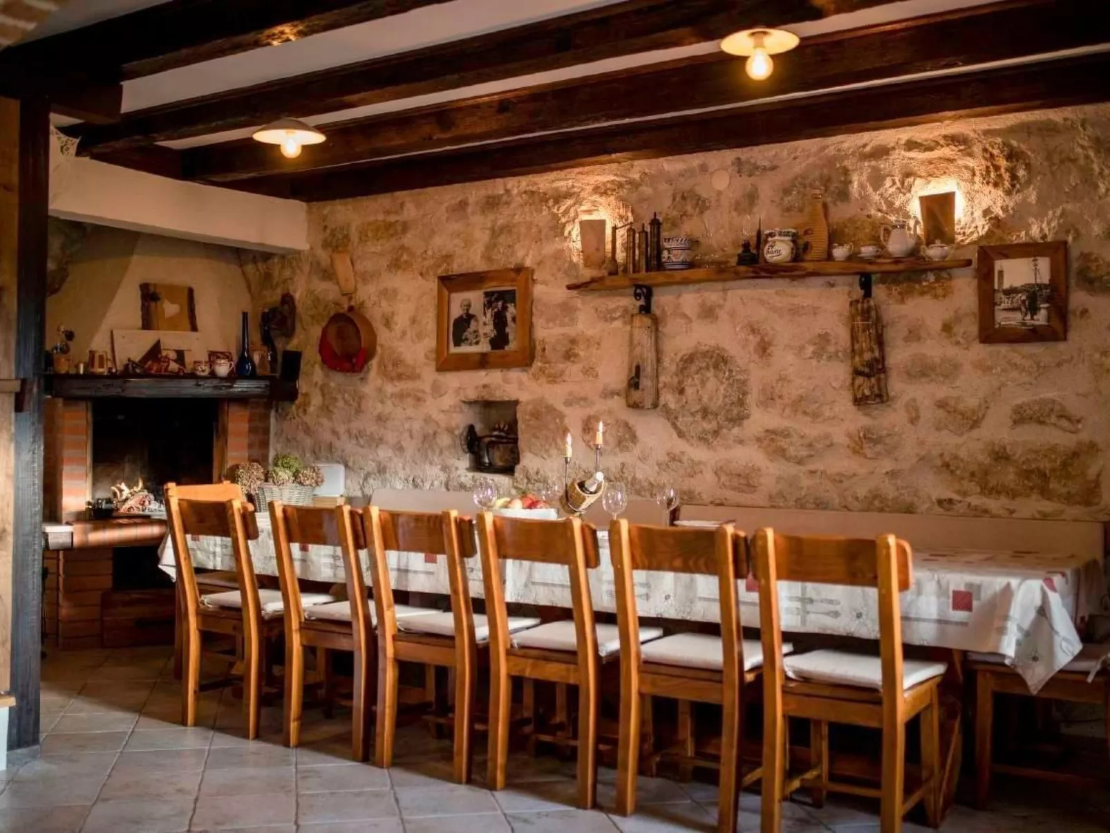 Tolles Ferienhaus in Supetarska Draga mit Garten-Inside