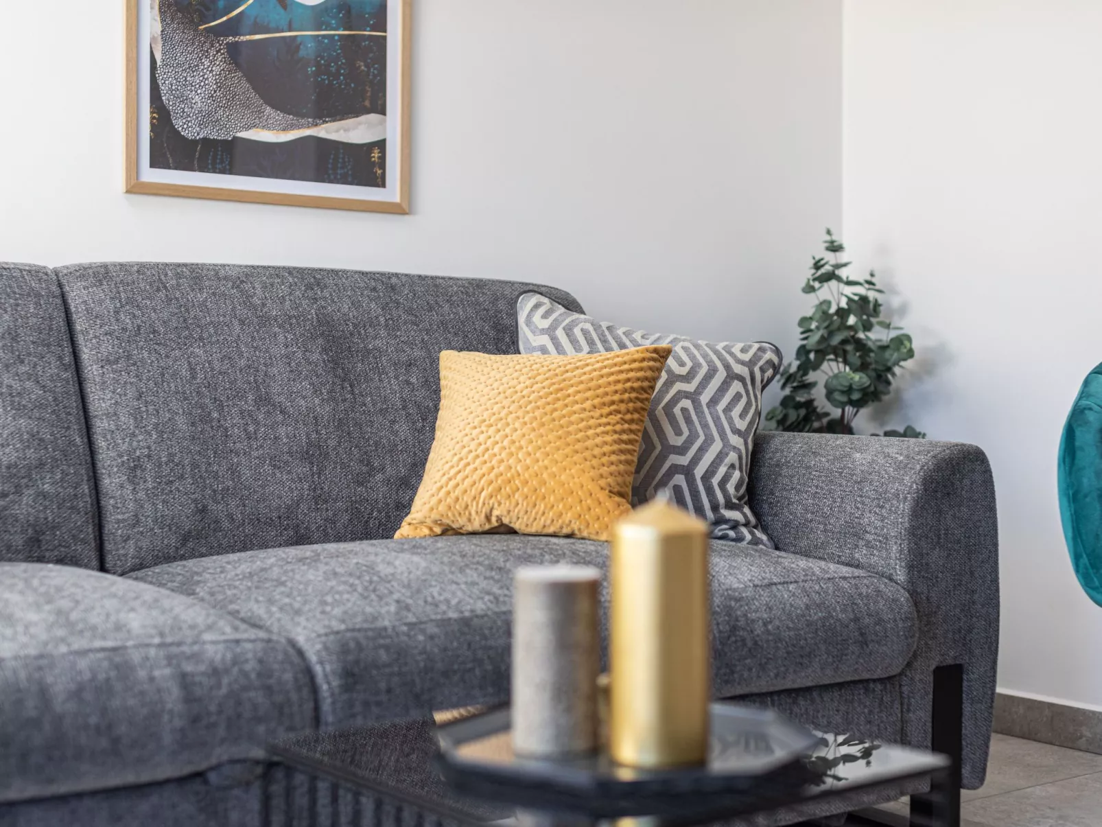 App mit Meerblick und Pool für 2-4 Personen-Drinnen