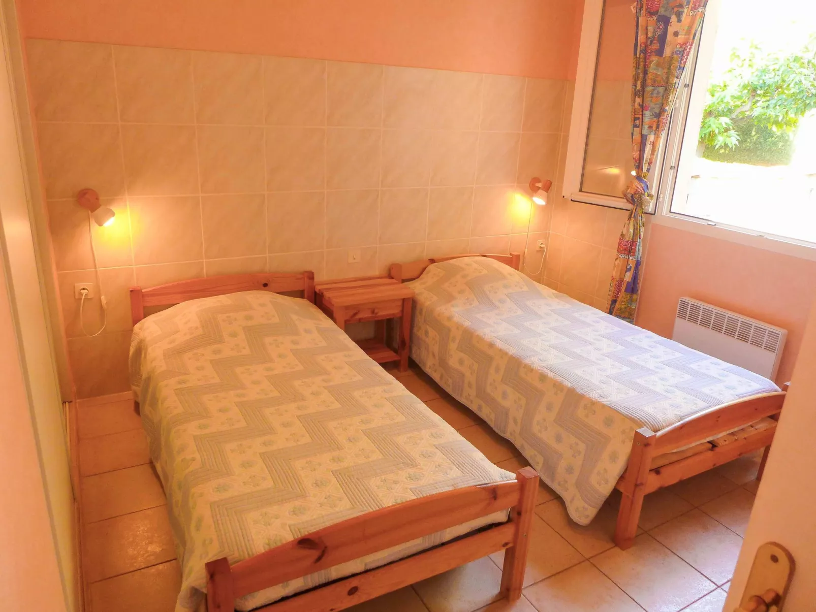 Schönes Ferienhaus mit eigenem Pool-Image-tags.info