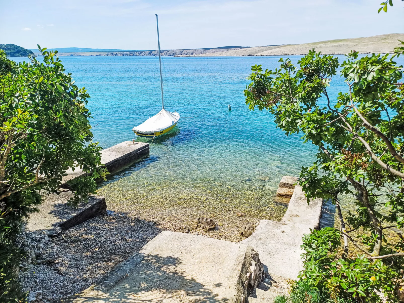 Appartement in Jadranovo mit Garten und Grill-Umgebung