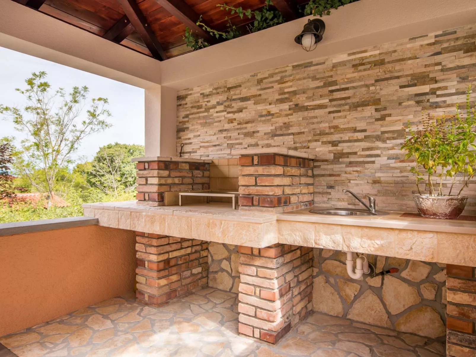 Appartement in Soline mit Großer Terrasse-Image-tags.info