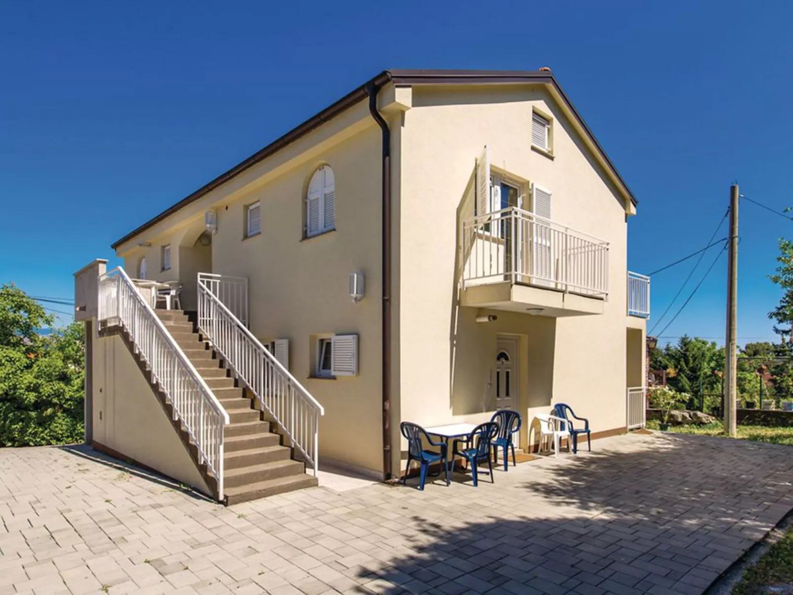 Charmante Wohnung "Relax 2" mit kostenlosem Parkplatz-Dehors