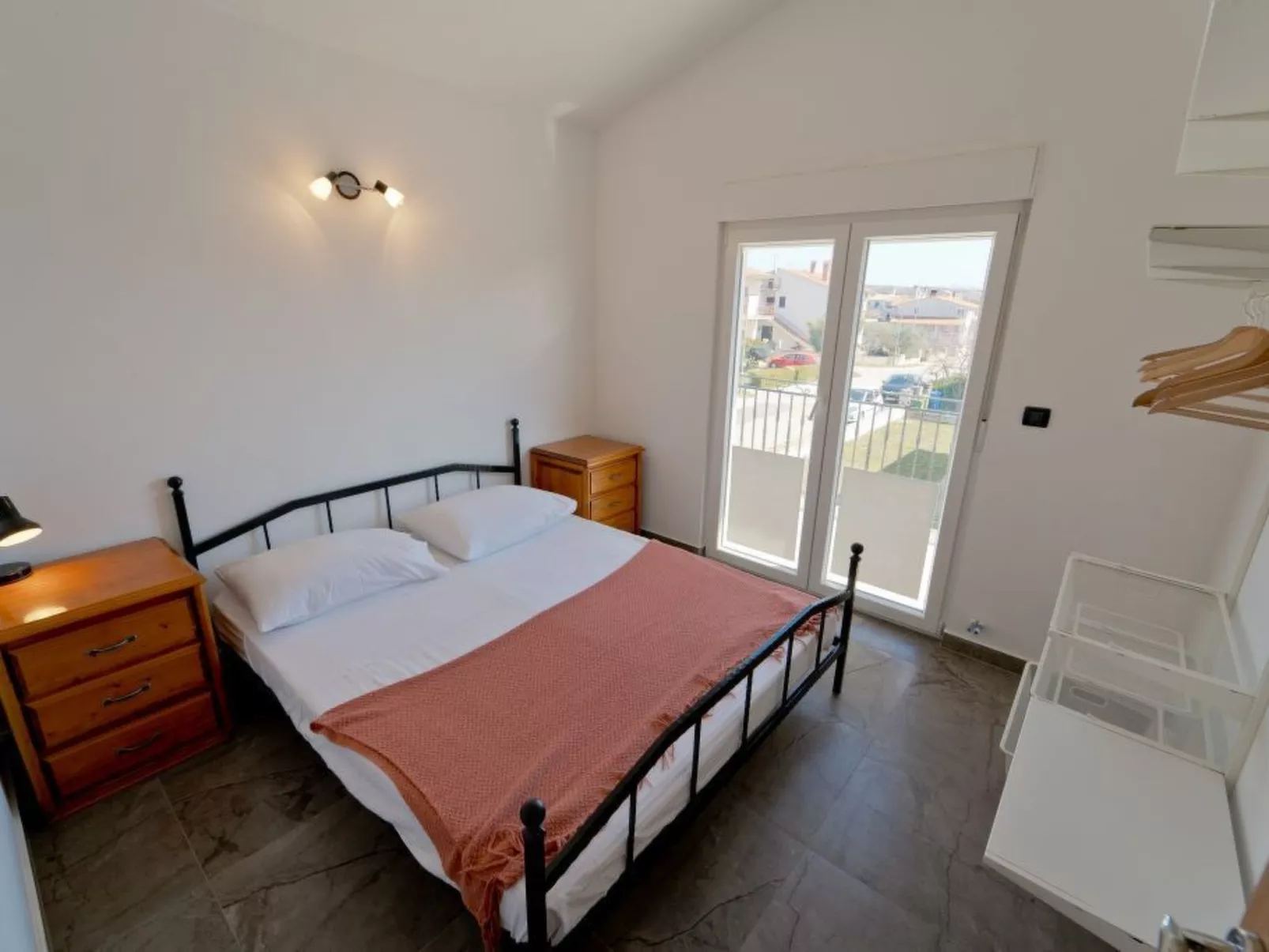 Mit privatem beheiztem Schwimmbad-Dedans