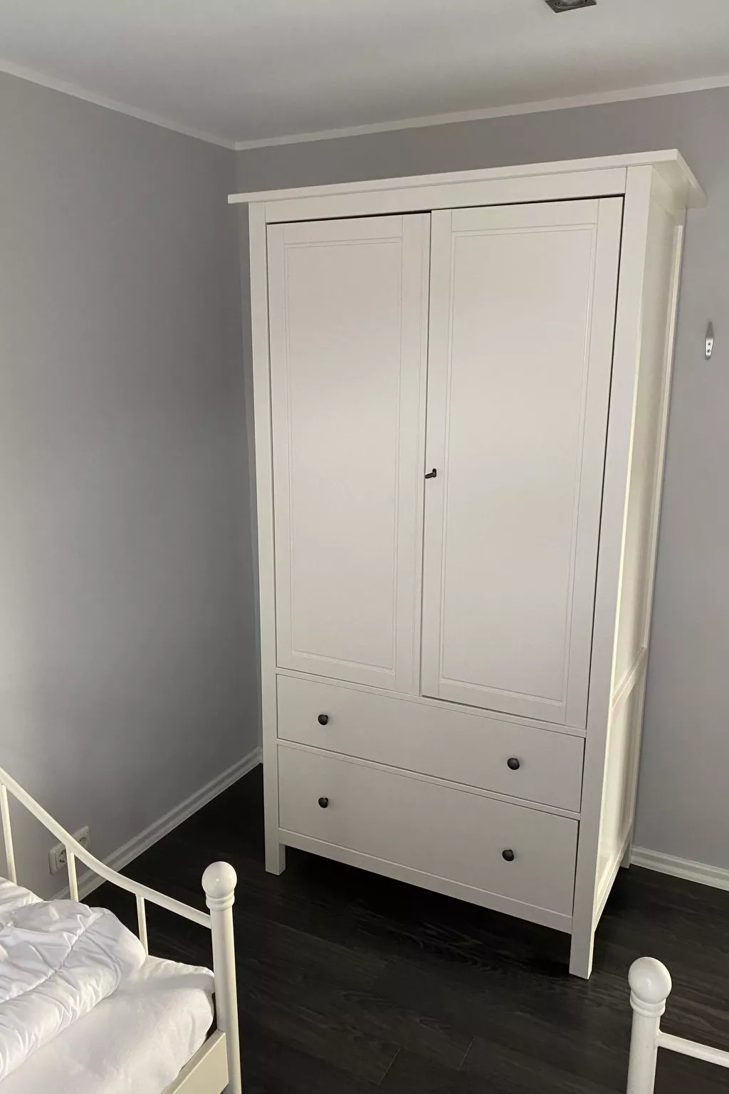 In ruhiger Lage mit großem Balkon-Dedans