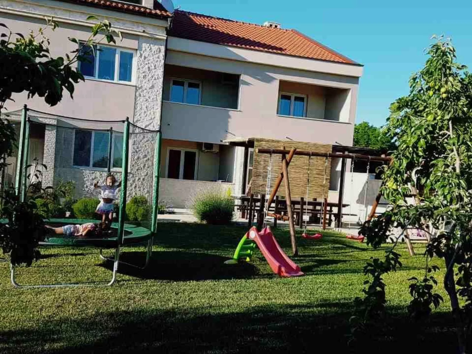 Wohnung Kim Black - von TA Leut Agency-Draußen