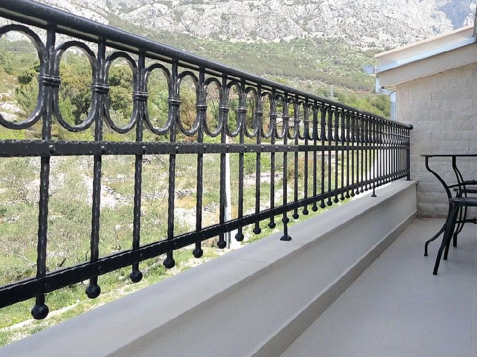 In Baška Voda-Image-tags.info