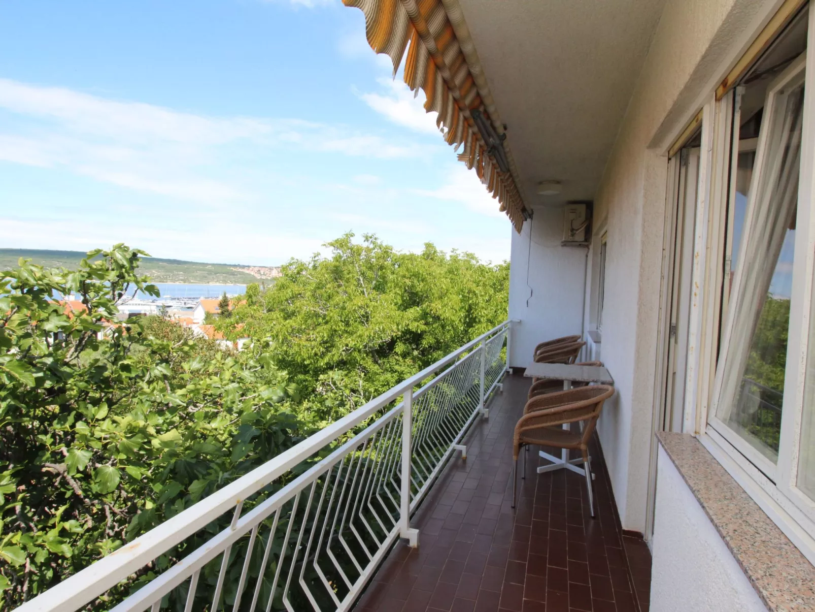 Wohnung "Ruhige Lage Drago-Draußen