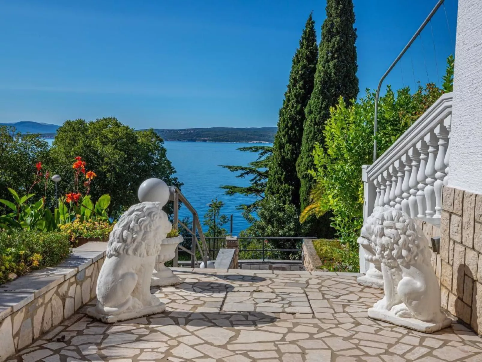 Wohnung in Dramalj mit Kleiner Terrasse-Dehors