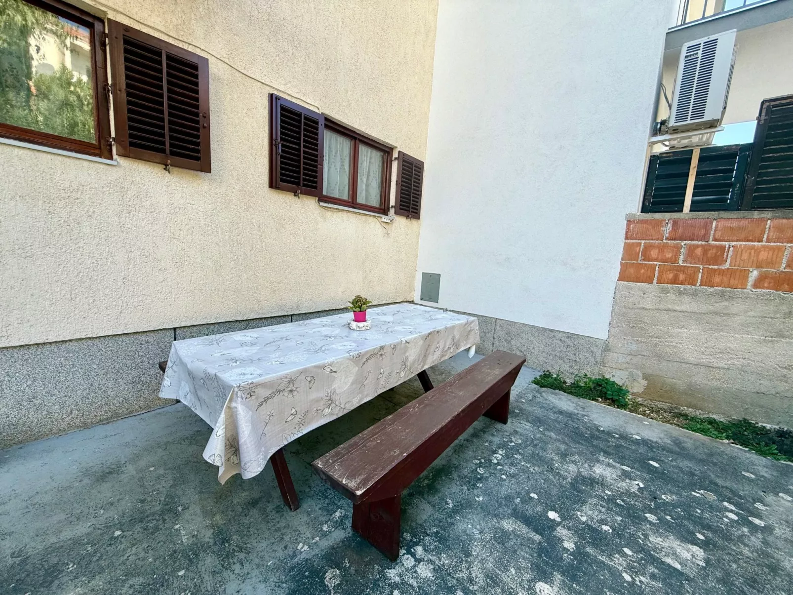 Apartment Višnja-Outside