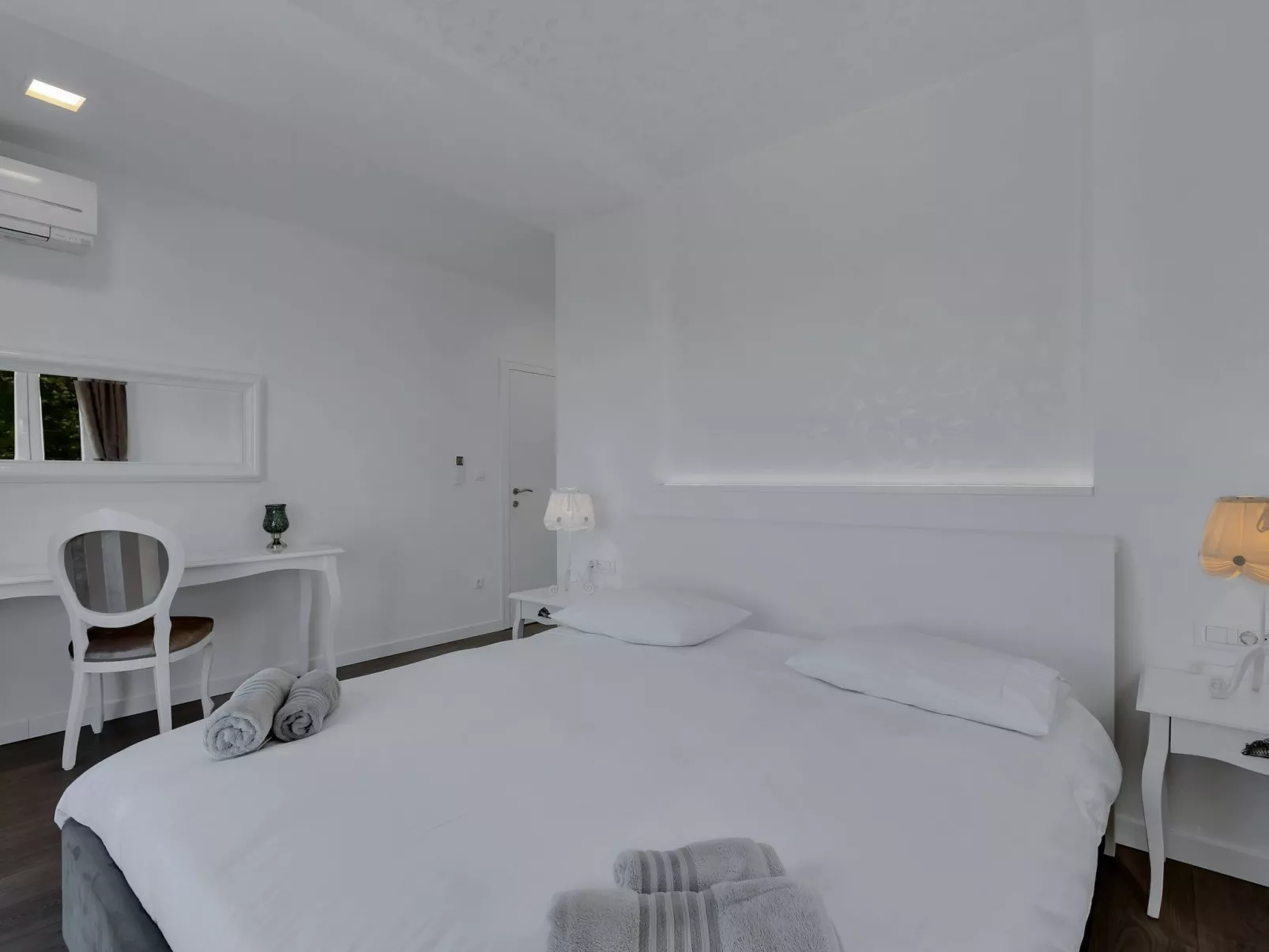 Mit Privatpool für 8 Personen  + 2 Kinder ca. 450 m&sup2; in Bast, Dalmatien (G-Dedans