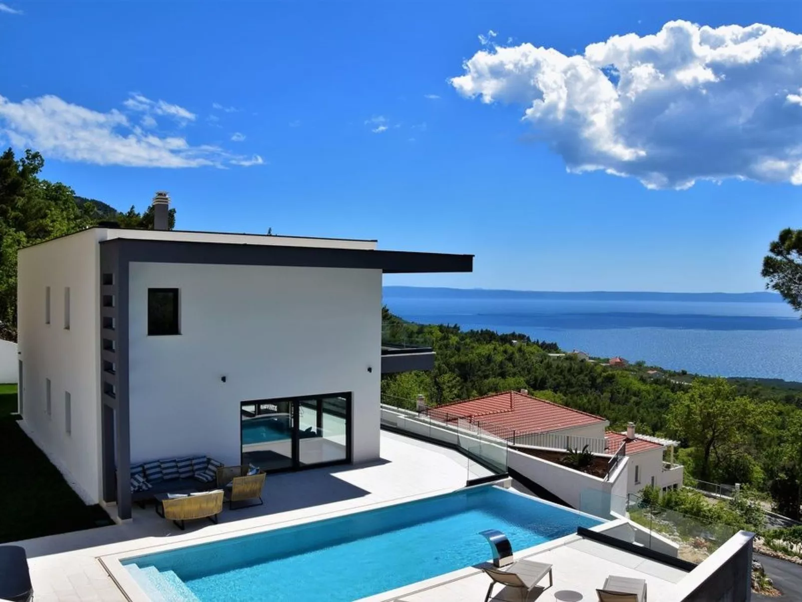 Ferienvilla "Villa Melody" mit privatem Pool-Outside