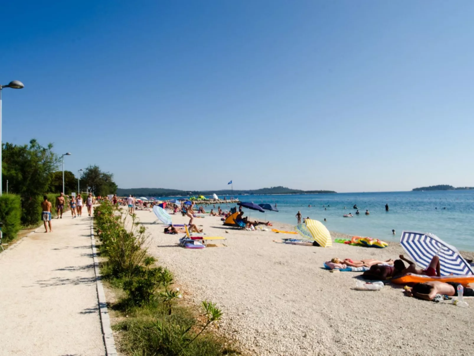 Anemona, Dorf Valbandon-Dehors