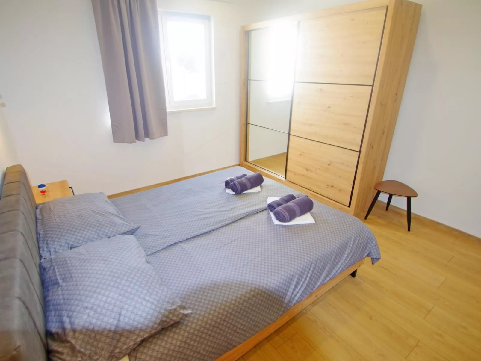 Ferienhaus, privater Pool, Dorf Šišan-Inside