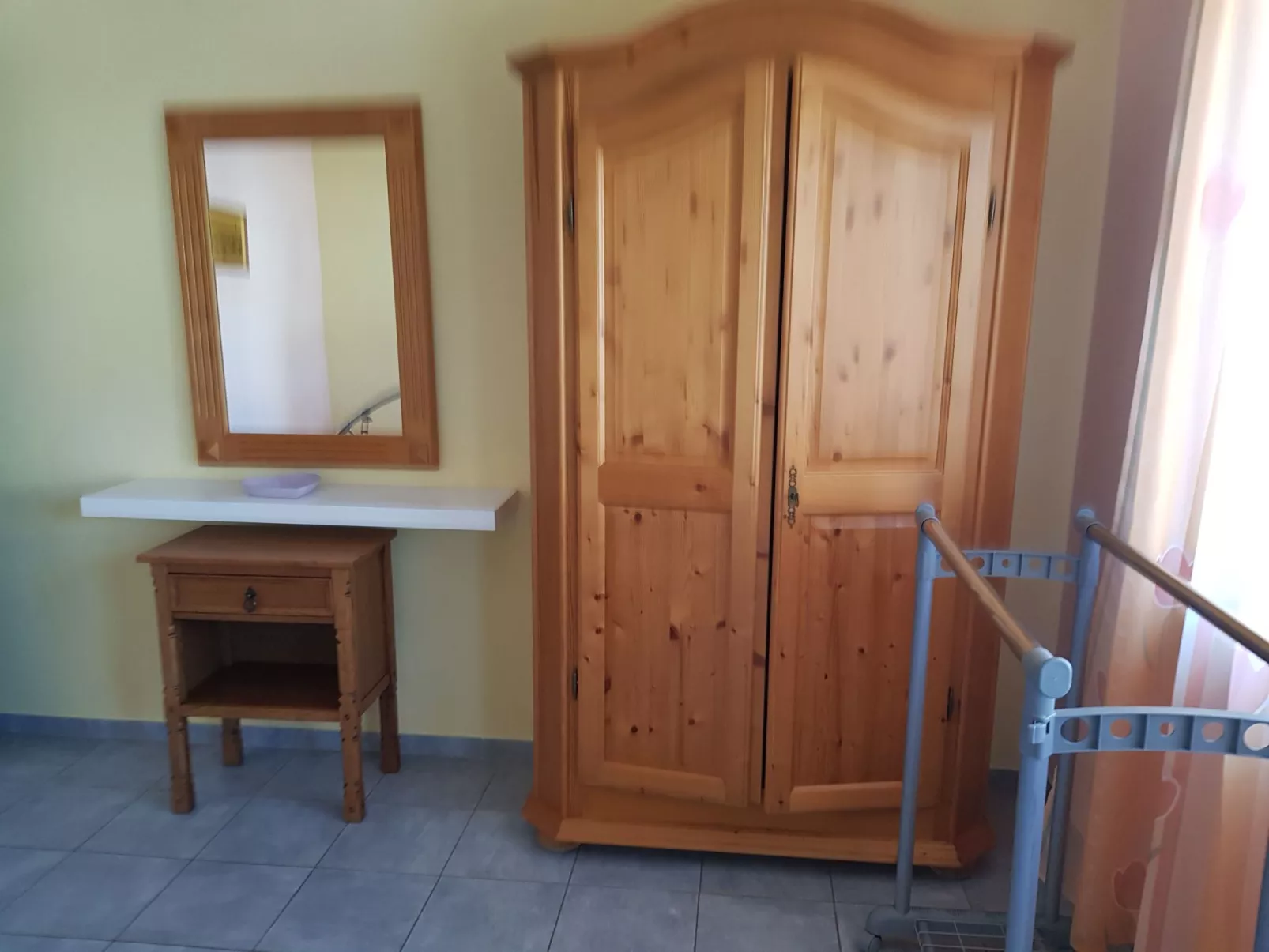 Wohnung Hama Komunela mit Garten und Stellplatz-Inside