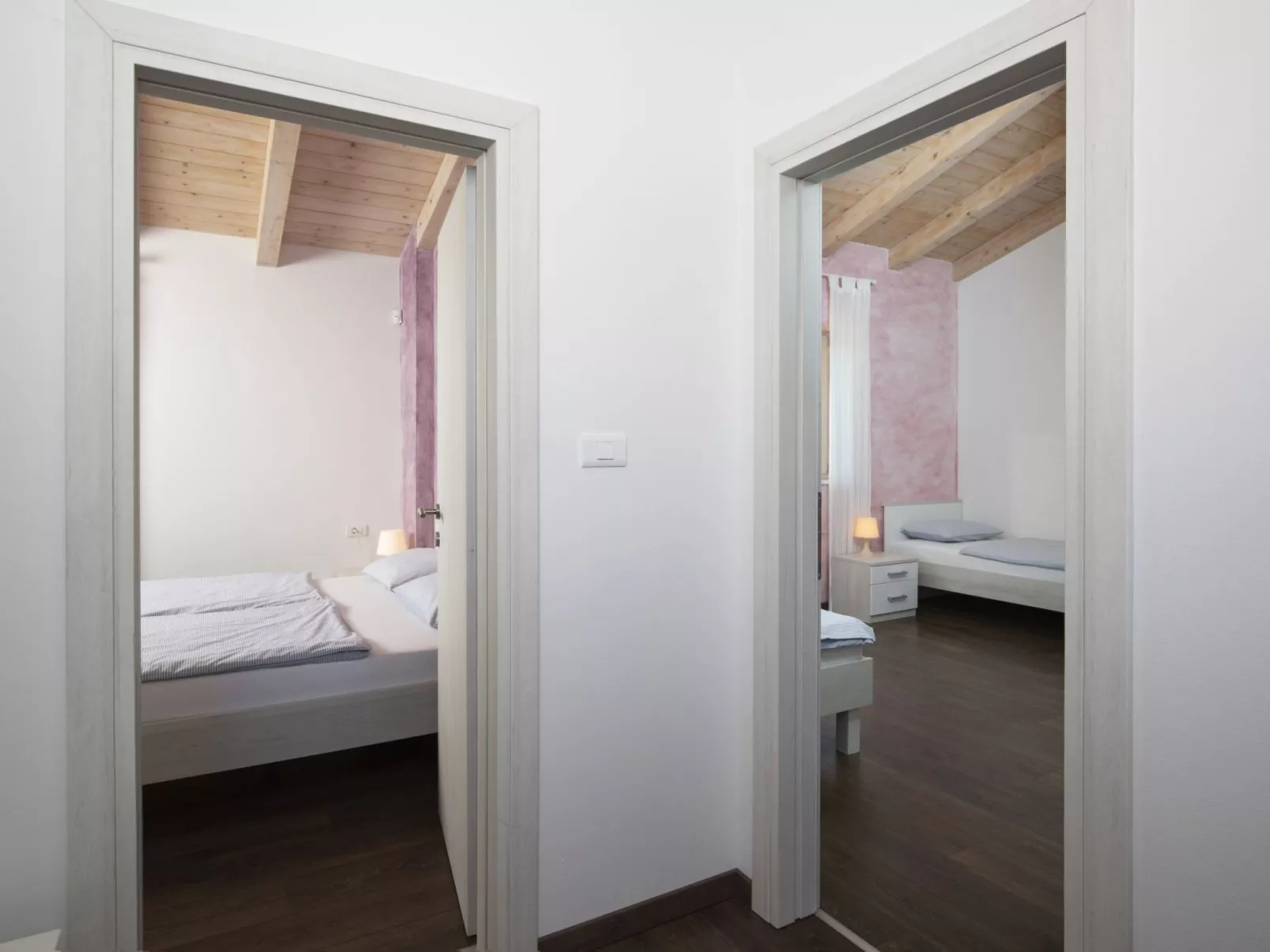 "Villa Matea" mit privatem Pool-Drinnen