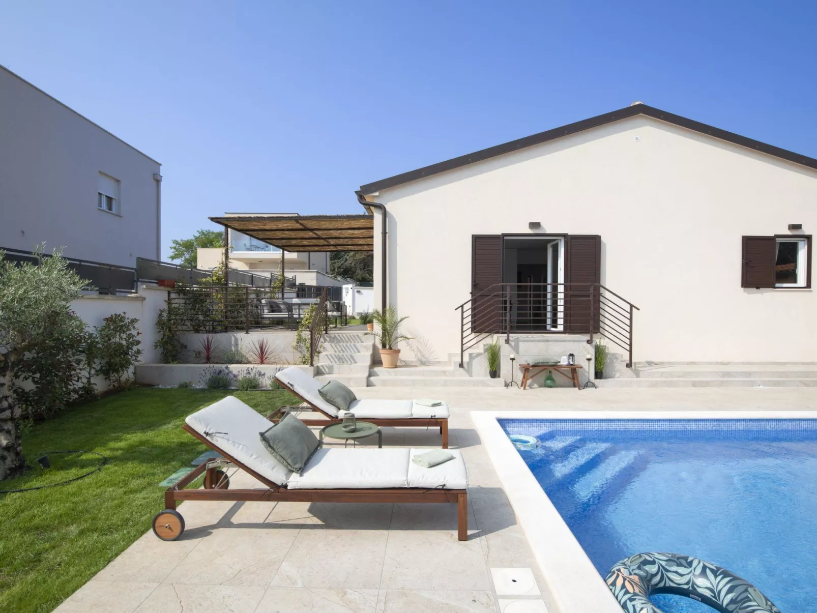 Villa Ridollin-Image-tags.info