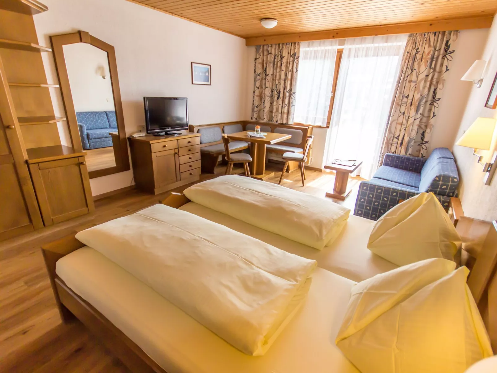 Haus Bergland-Inside