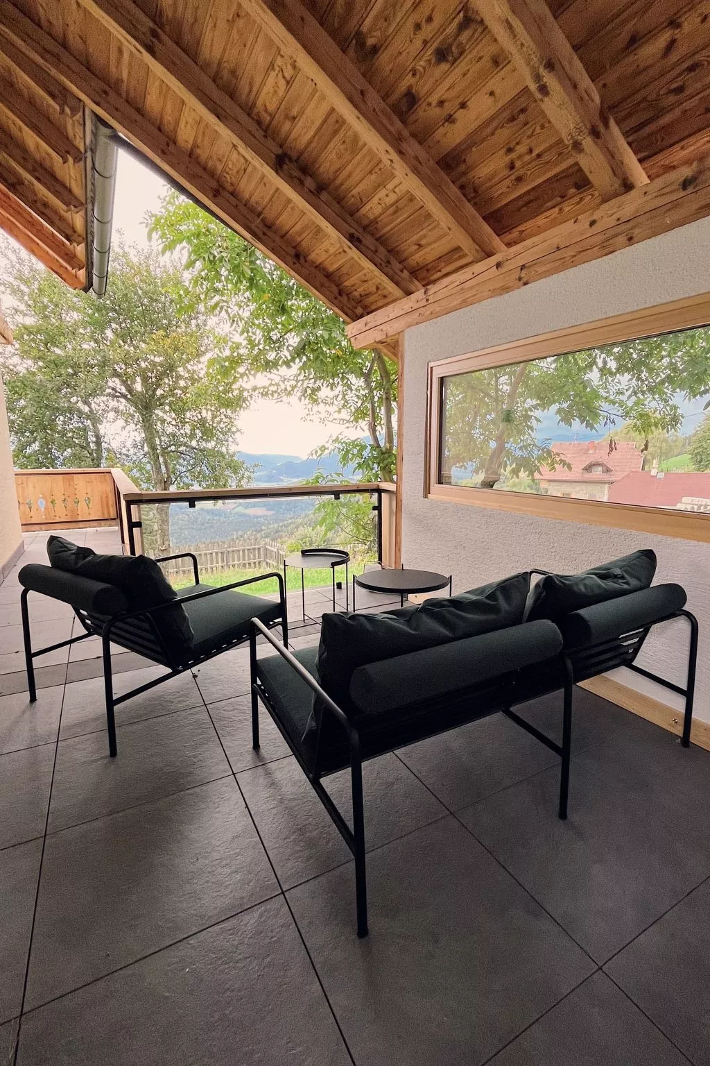 Sonniges Berghaus, ruhige Lage, phantastischer Weitblick-Inside