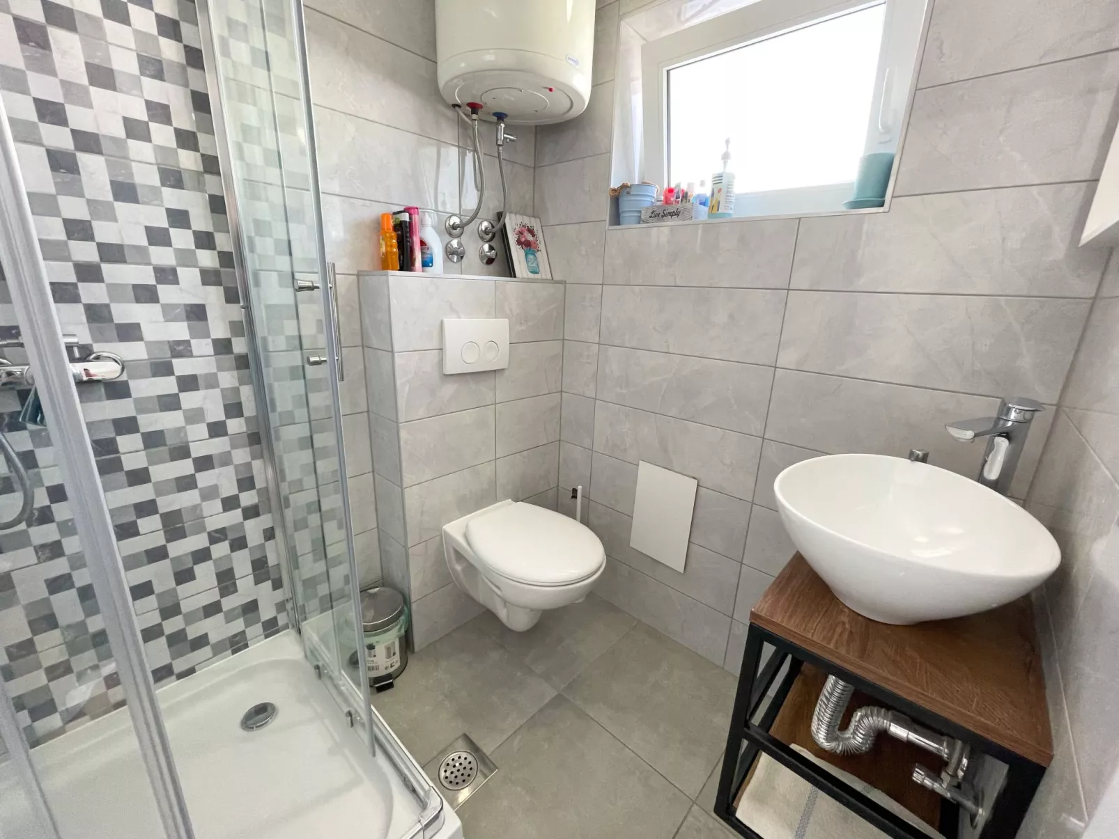 Studio-Apartment mit Meerblick-Drinnen