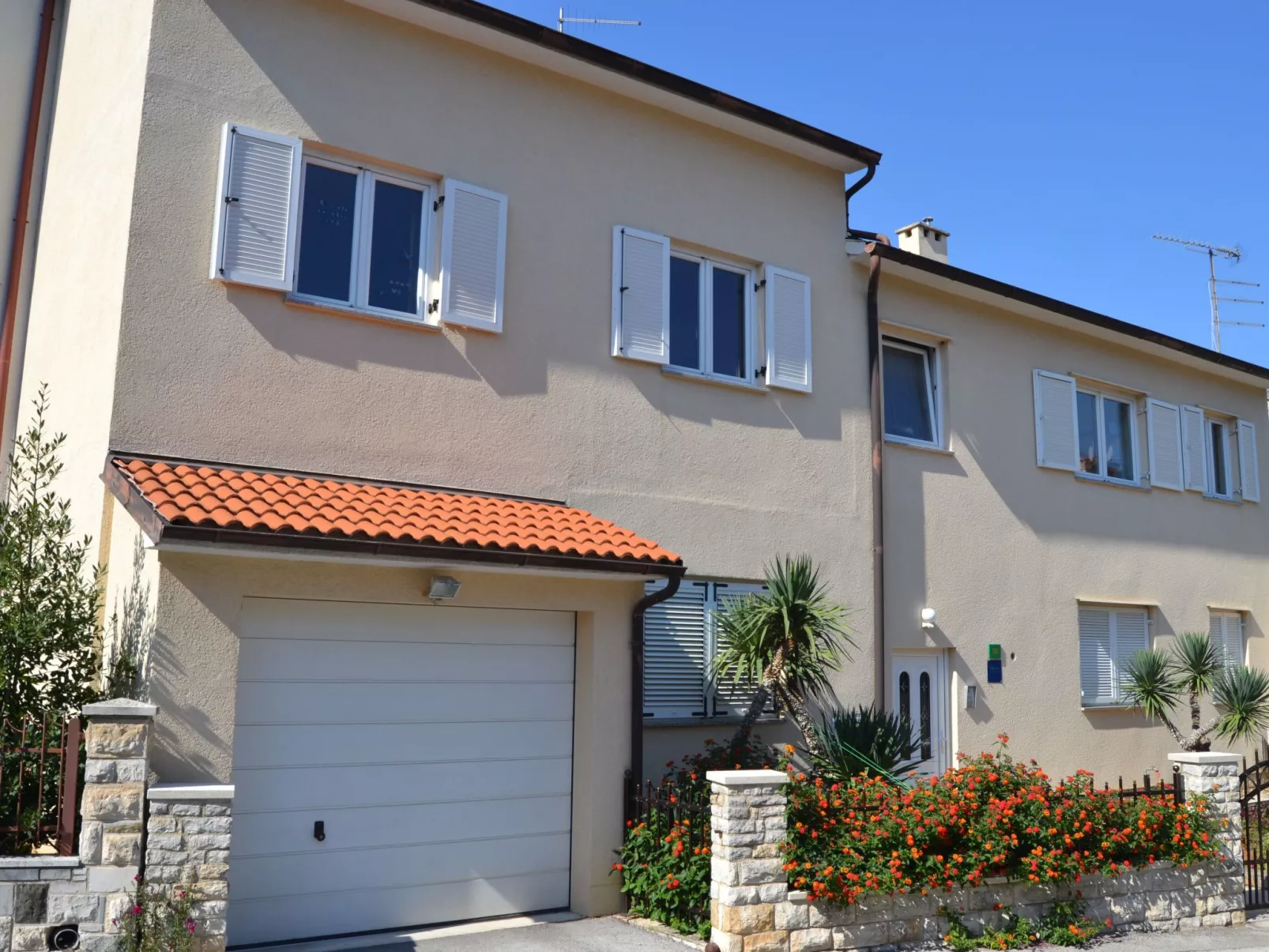 Gemütliche Wohnung mit Gartenblick-Outside