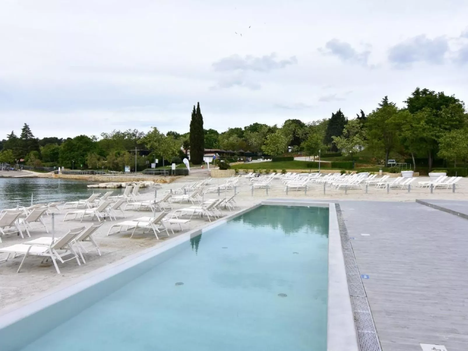 NOA 4-Image-tags.info