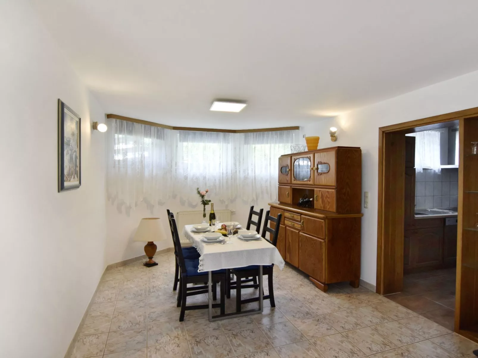 Geräumige Kellerwohnung in der Nähe von Umag-Image-tags.info