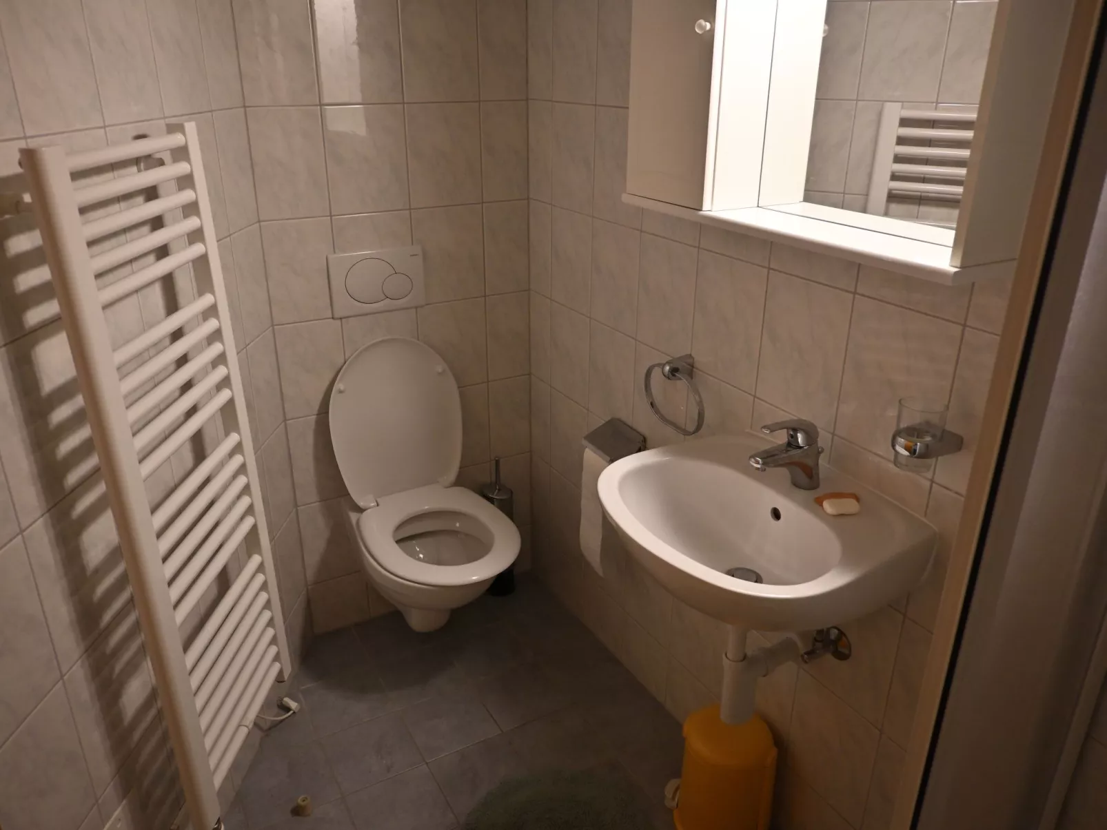 Mit Privatparkplatz-Inside