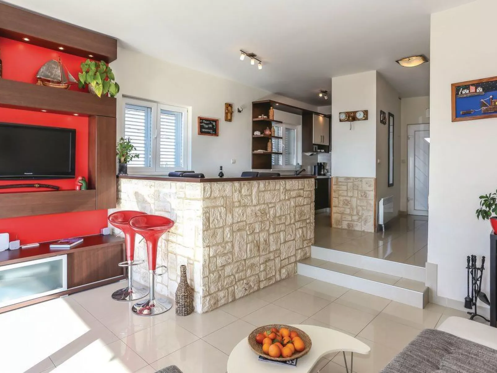 "Villa Petar" mit Infinity Pool-Drinnen