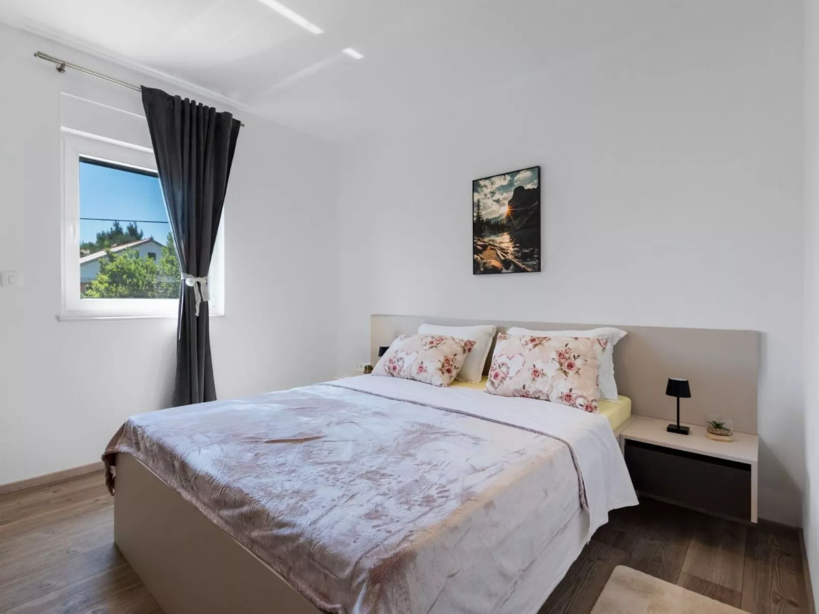 NEU Ferienhaus in Vir -TA Leut Agency-Dedans