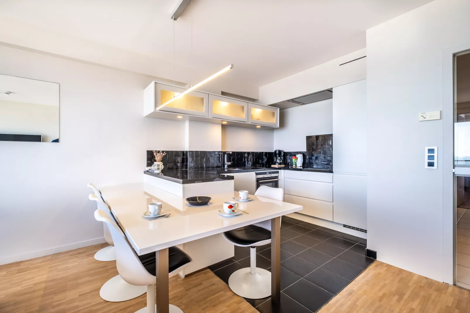 Primavera 601-Kitchen