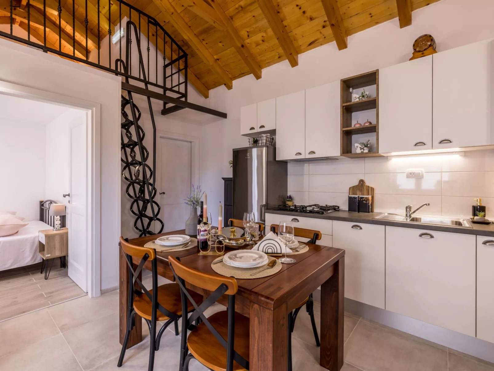 Villa Summertime-Dedans