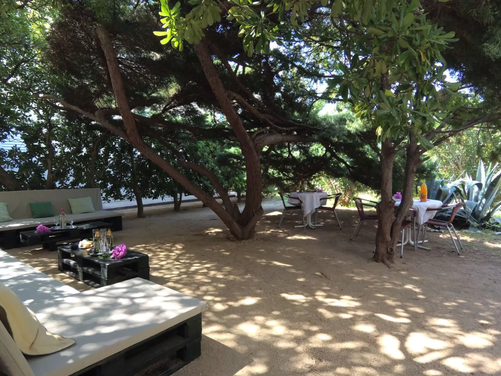 Große Ferienwohnung in Pag mit Privater Terrasse-Drinnen