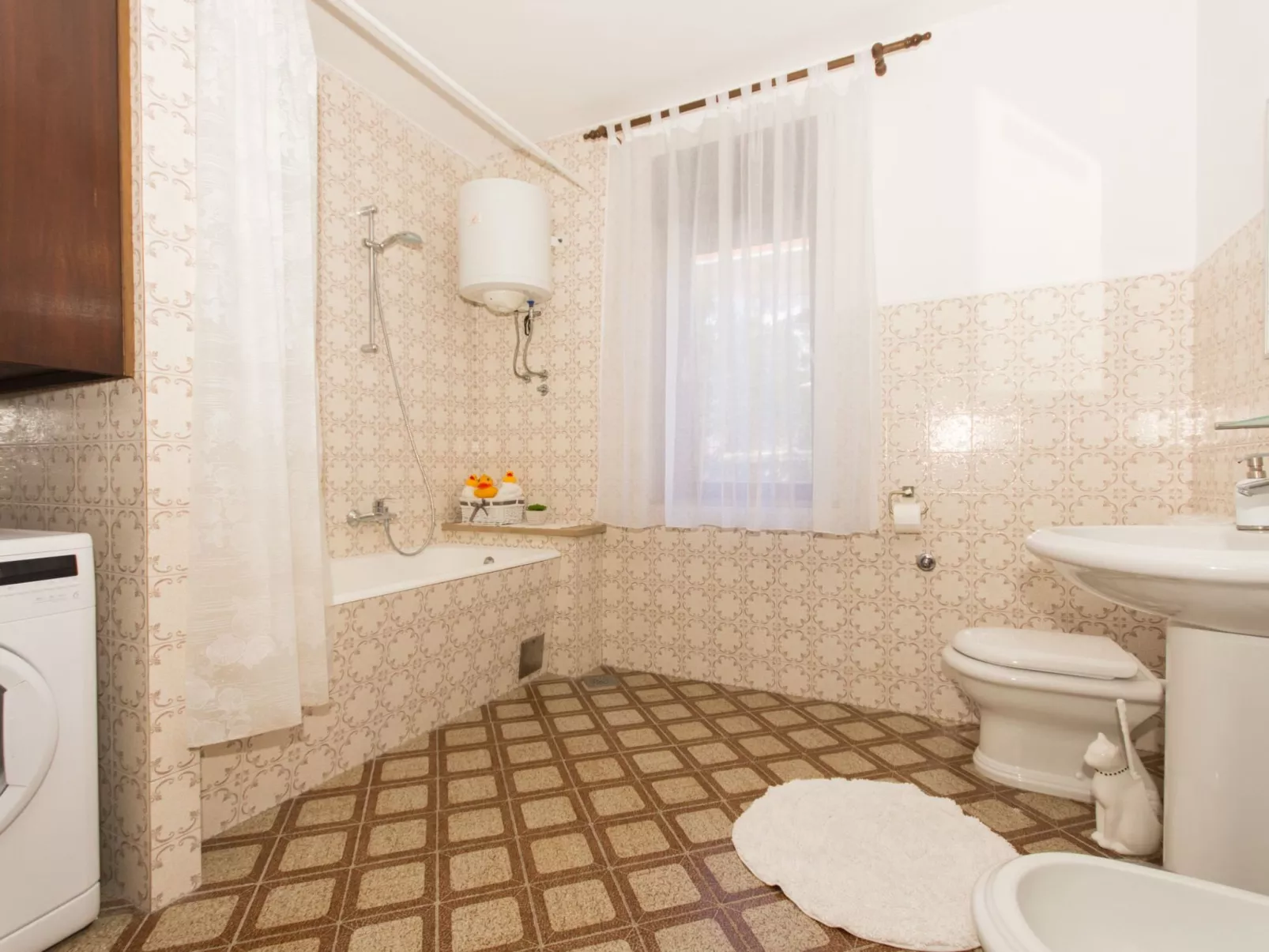 Wohnung "Lorenzo" mit Terrasse-Dedans