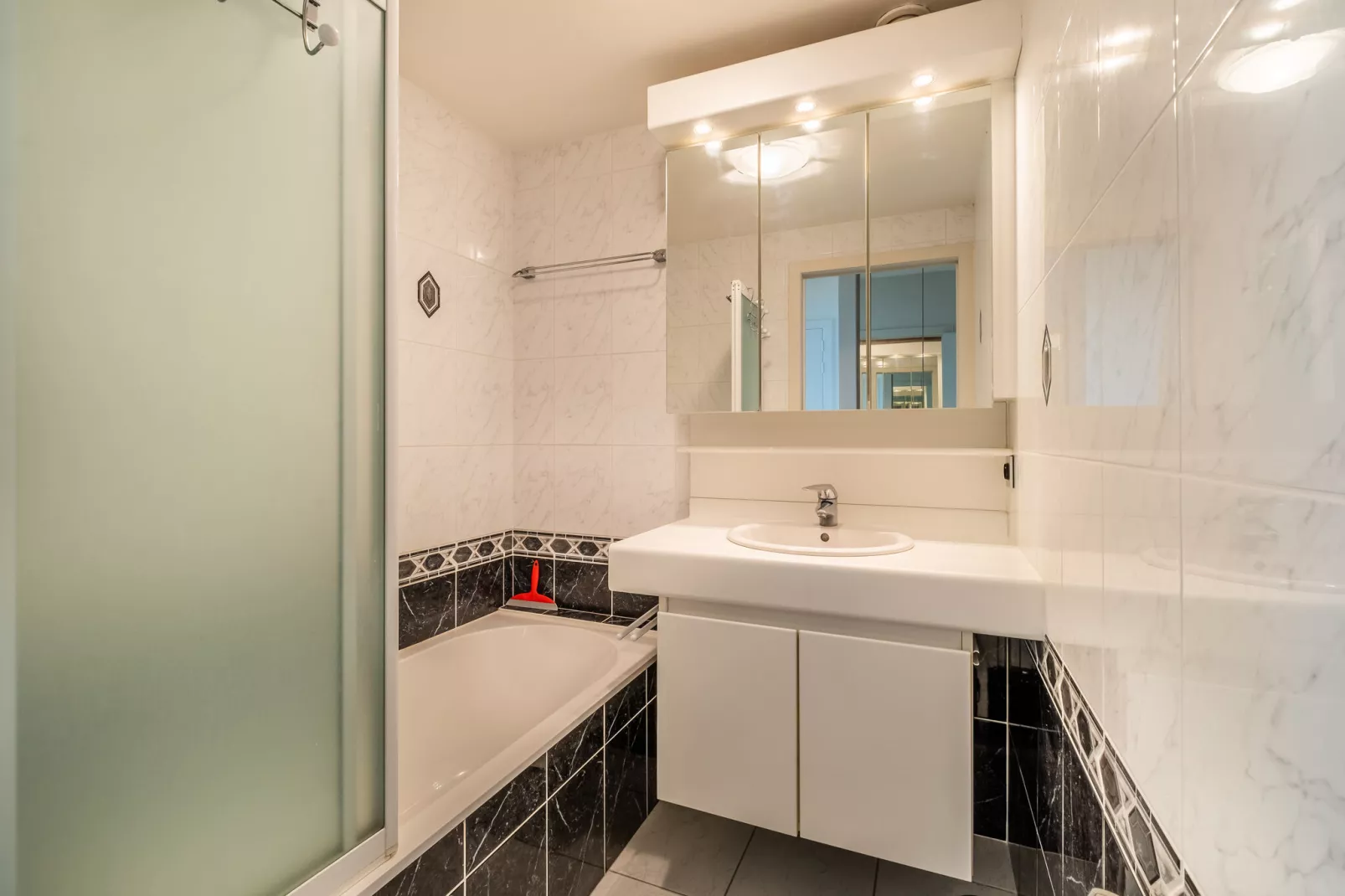 Primavera 601-Bathroom