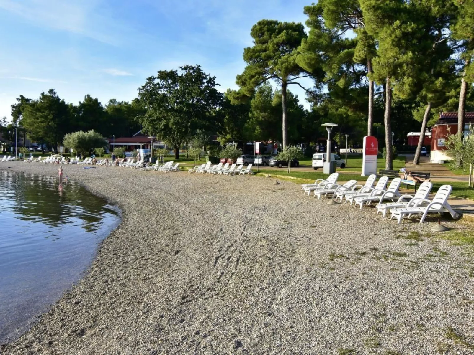 Große Wohnung in Umag mit Terrasse und Grill-Draußen