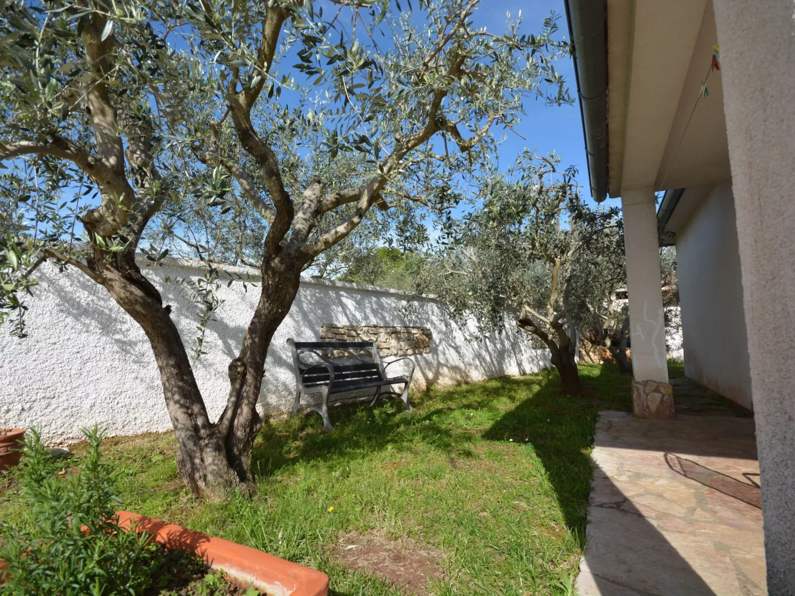 Villa Vallelunga-Outside