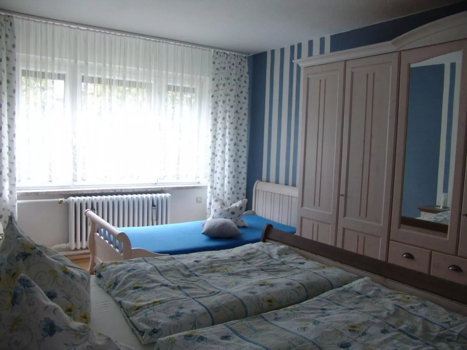 Uns Oellernhuus-Inside