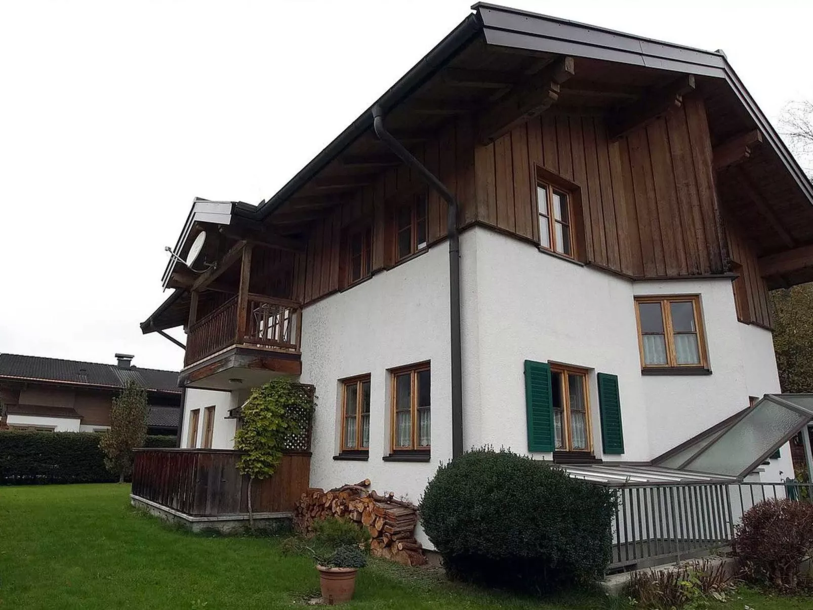 In ruhiger Lage mit Gartennutzung-Outside