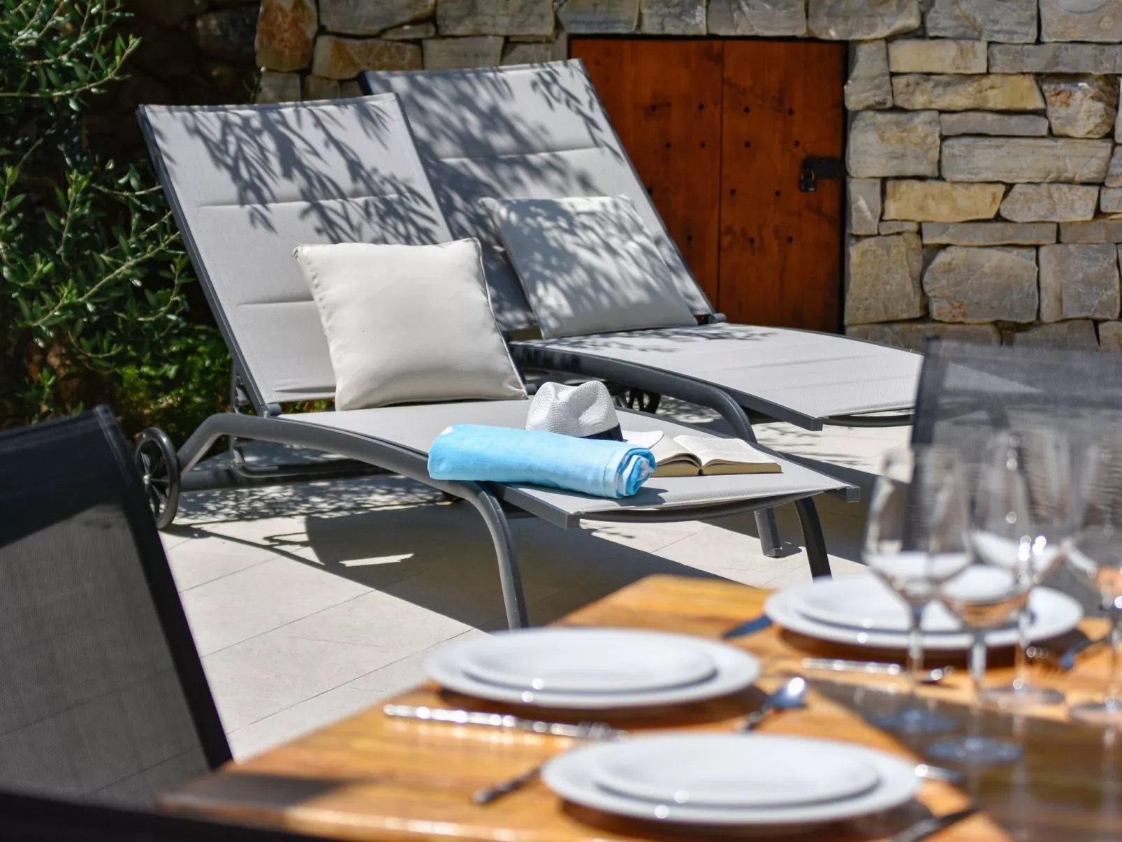 3 Schlafzimmer Villa mit beheiztem Pool und Meerblick-Outside