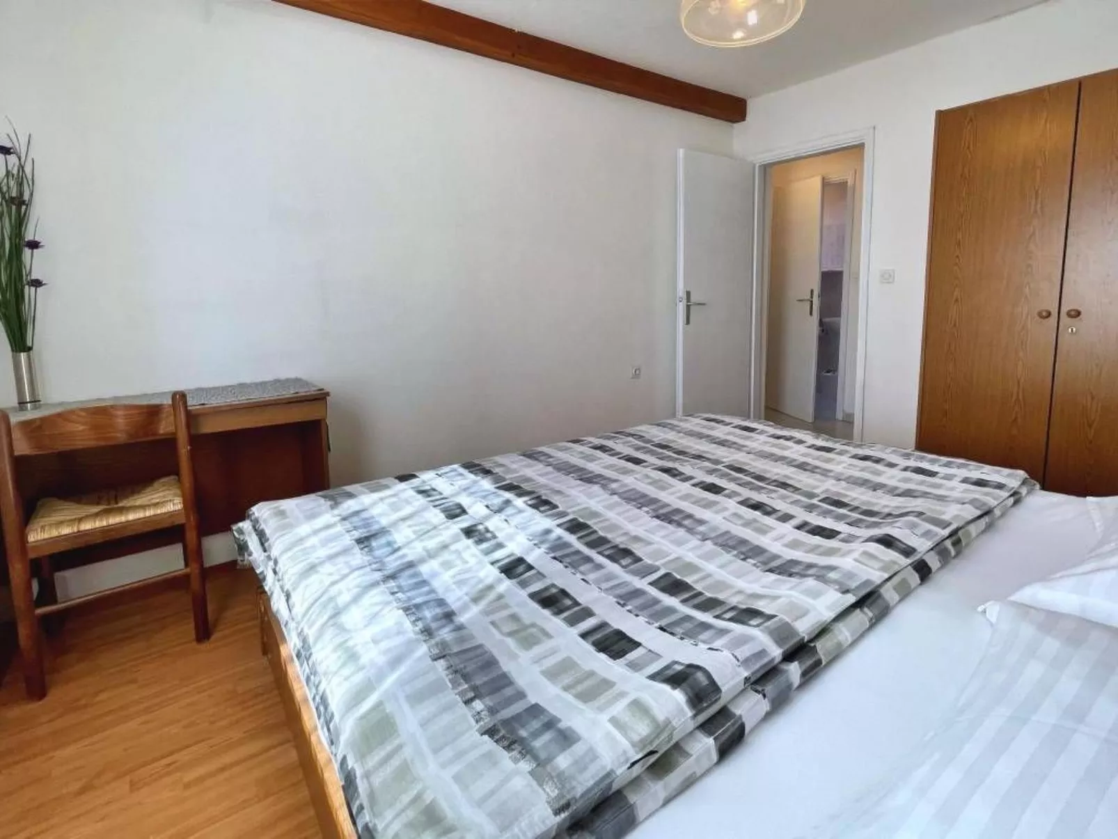 Apartment Srdoc-Dedans