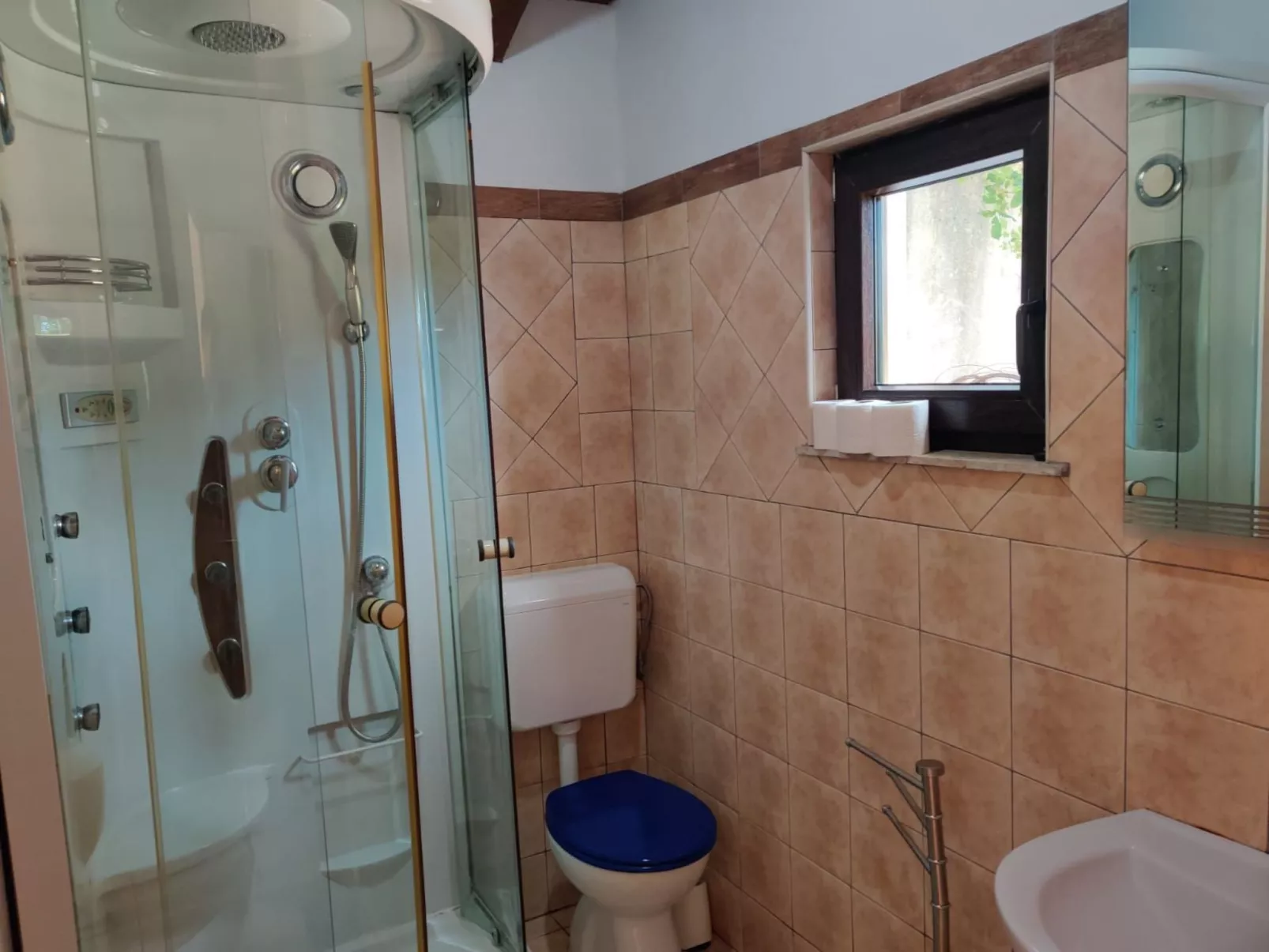 Haus mit Pool-Inside