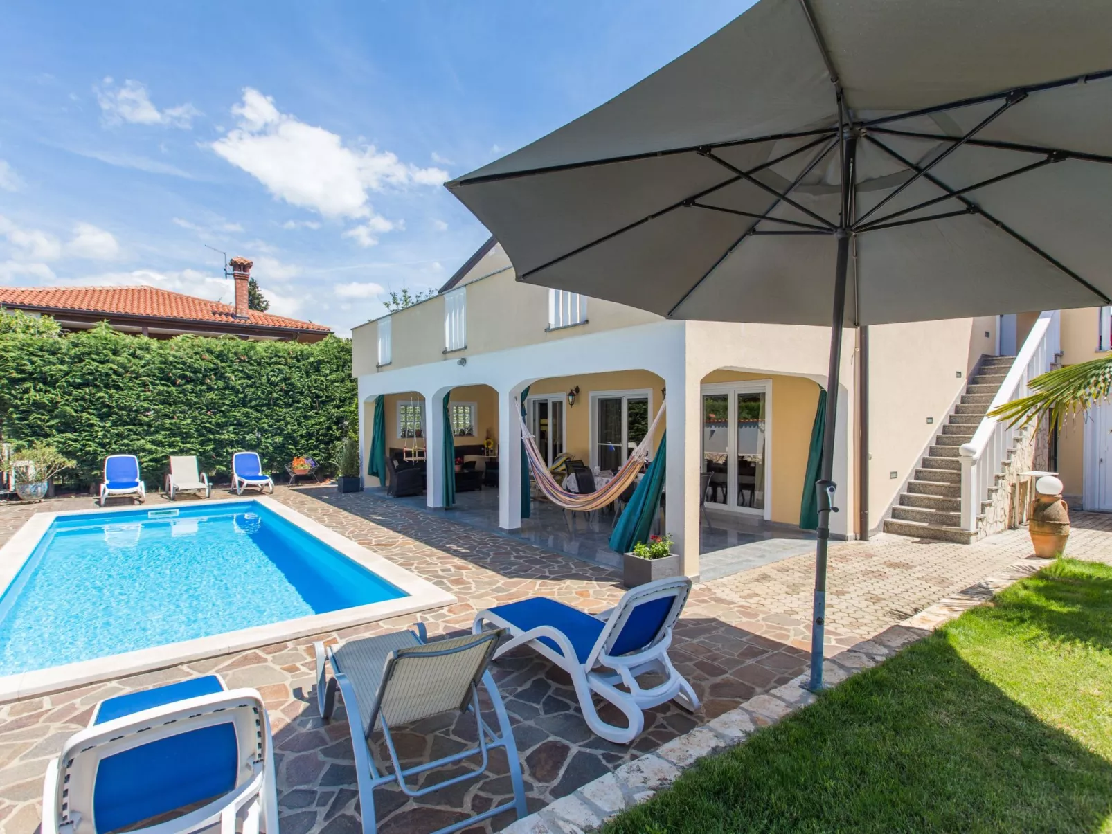 Appartement Dino-Outside