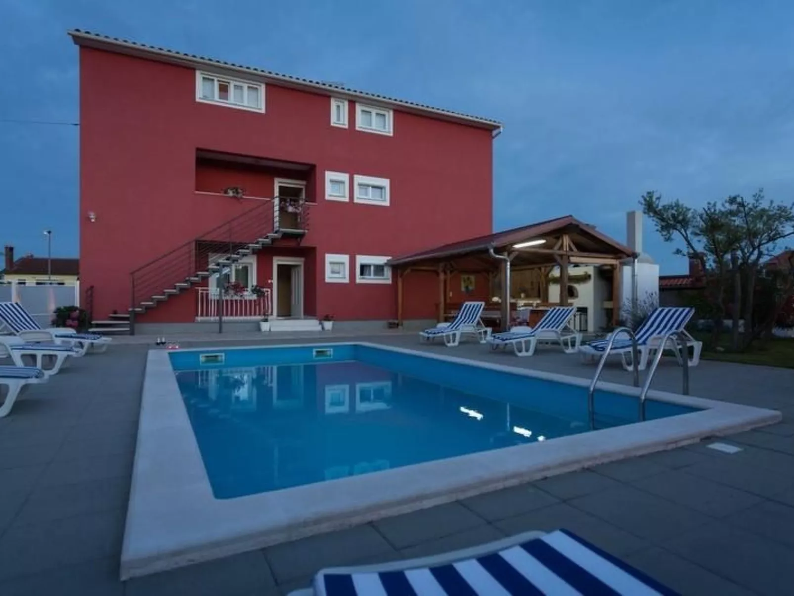 In Rovinj mit Großer Terrasse-Outside