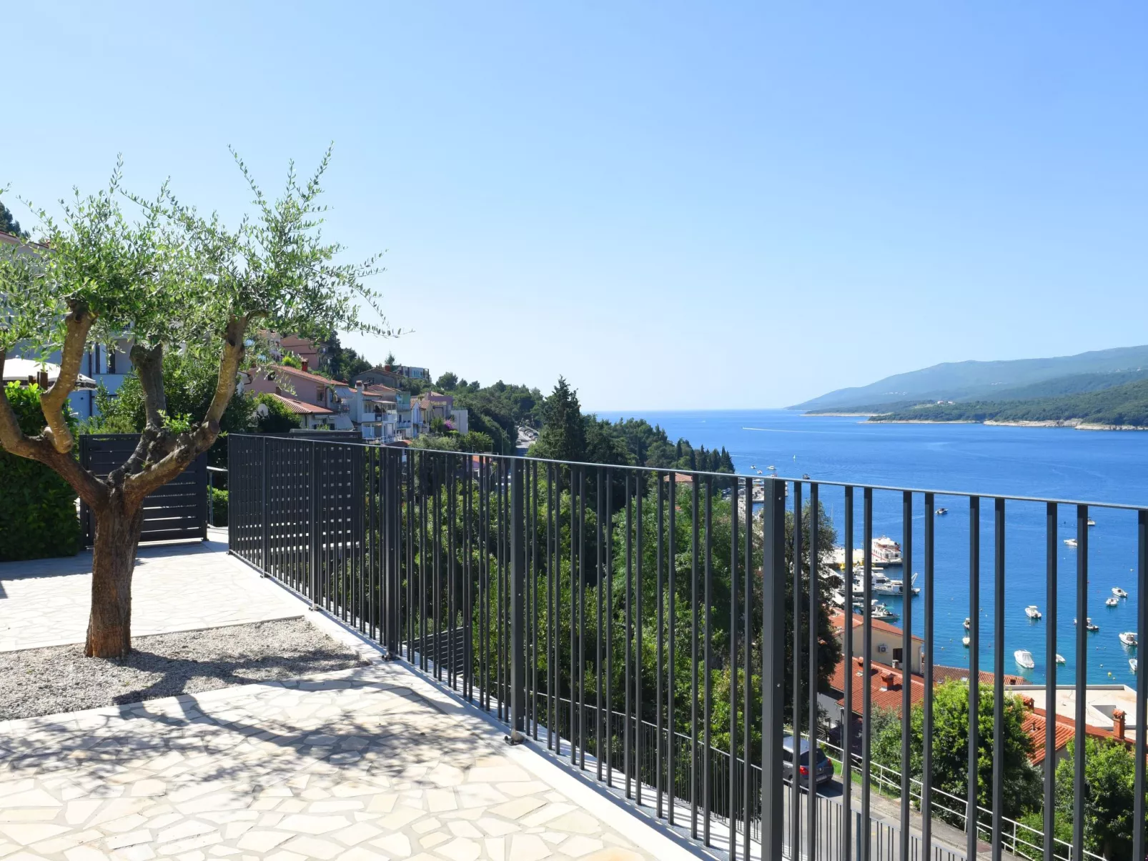 'Persic' mit privatem Pool-Dehors