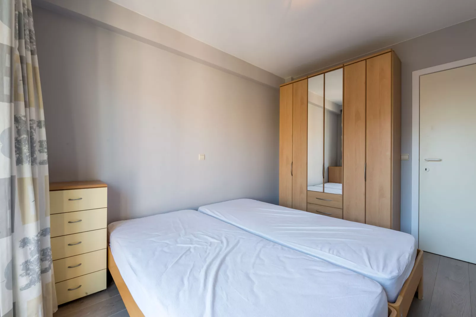 Sablon 501-Bedroom