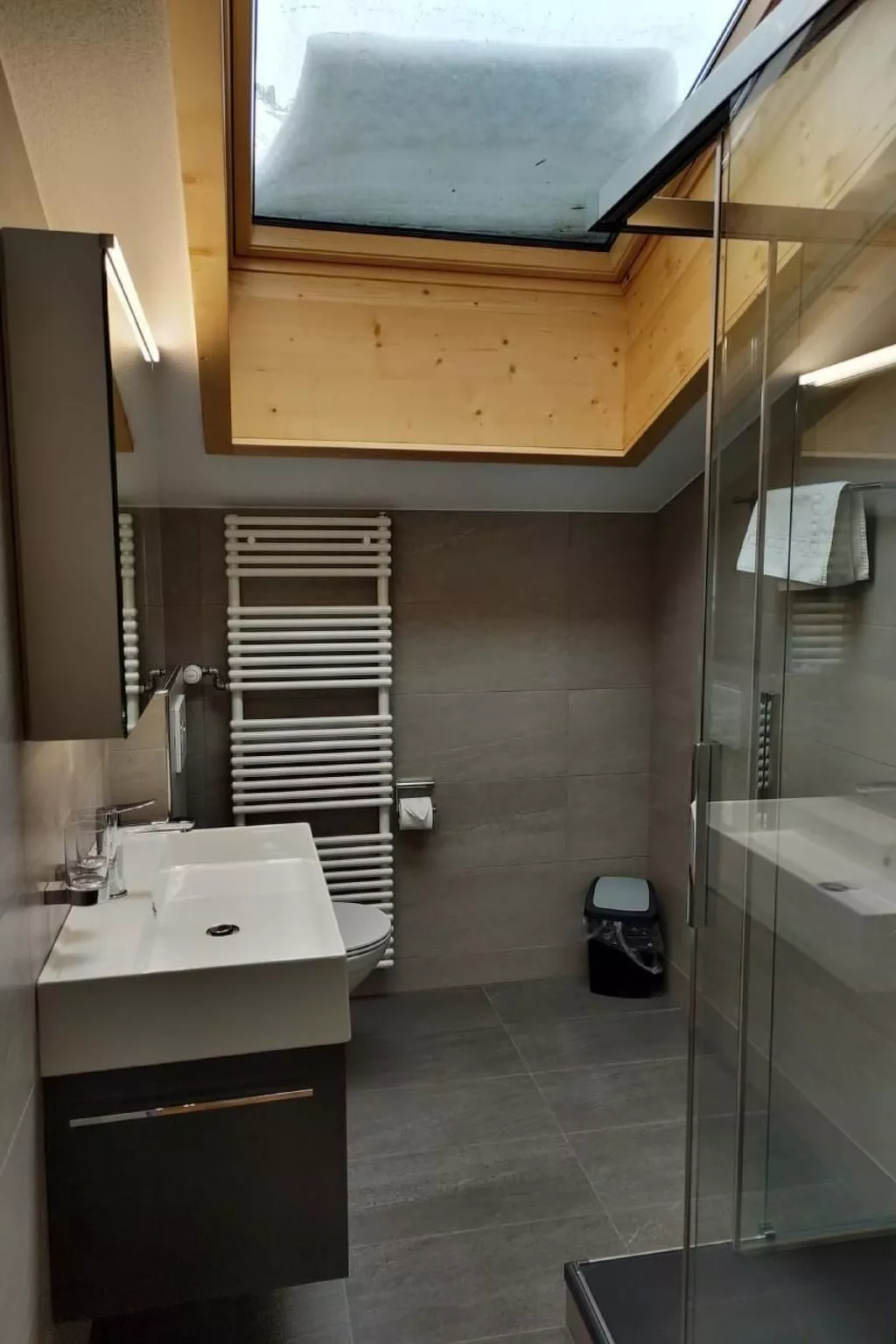 Diana 9 Attika-Image-tags.info