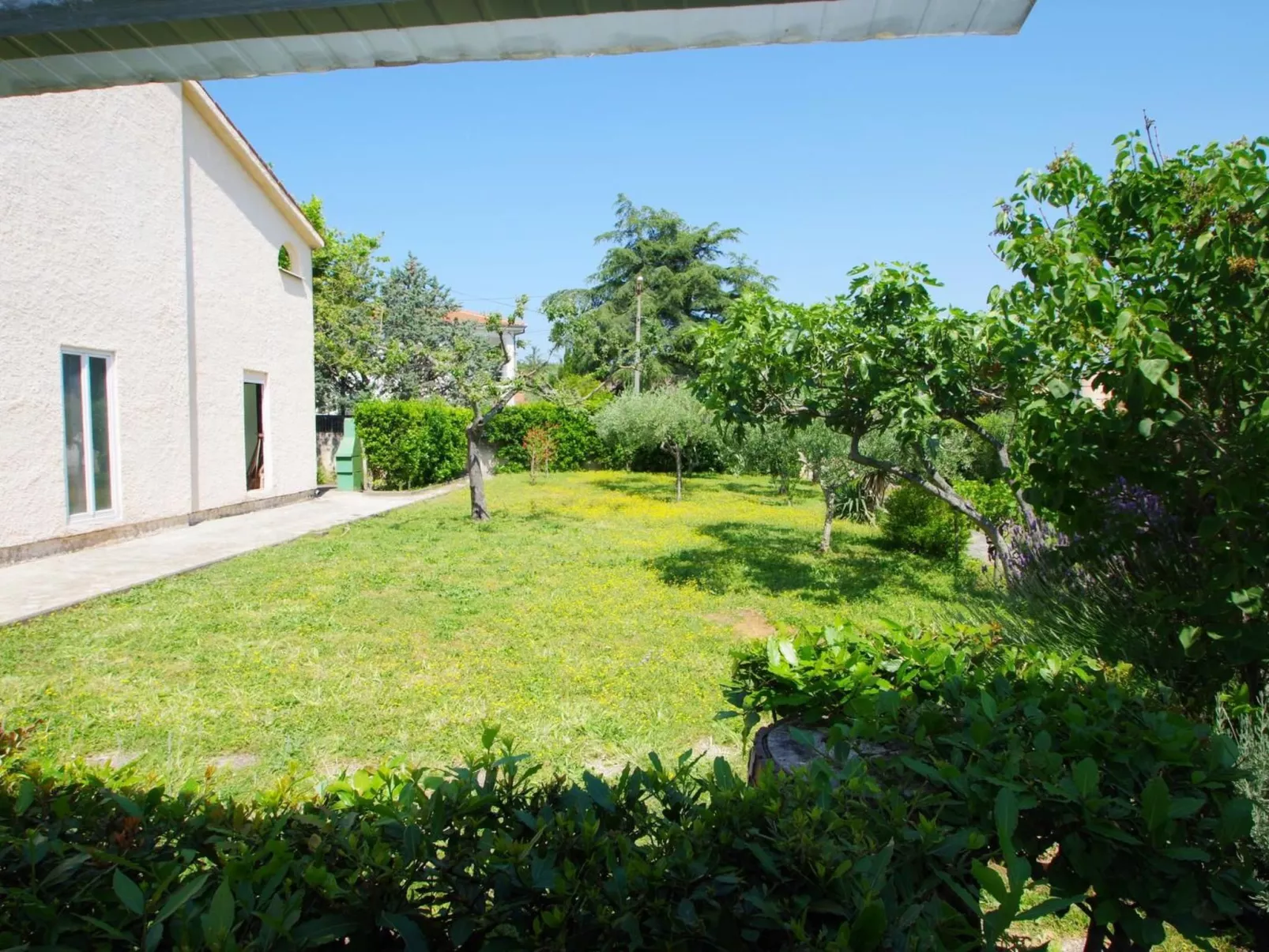 In Premantura-Draußen